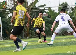 国内足球豪门擦出火花，球队一决雌雄，胜负难定()