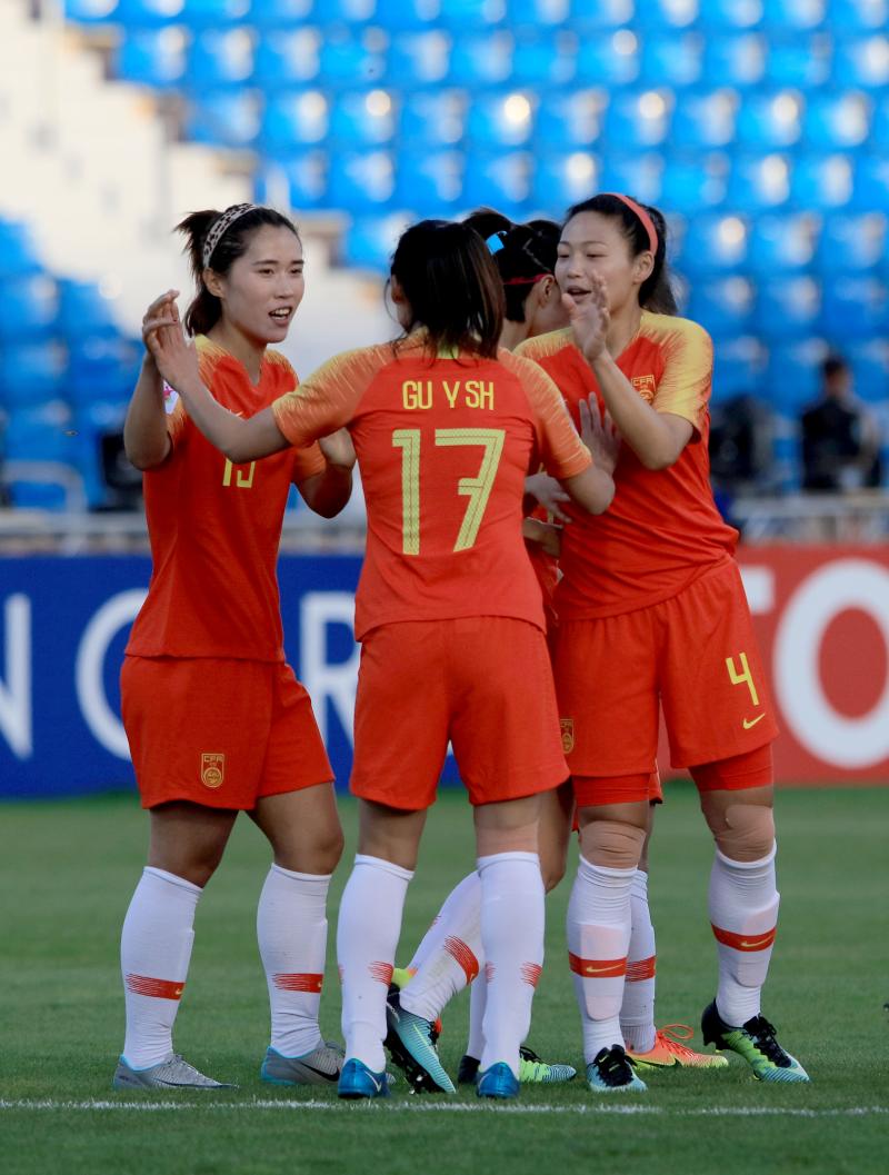泰国女足教练团队调整，力求提高球队整体实力()